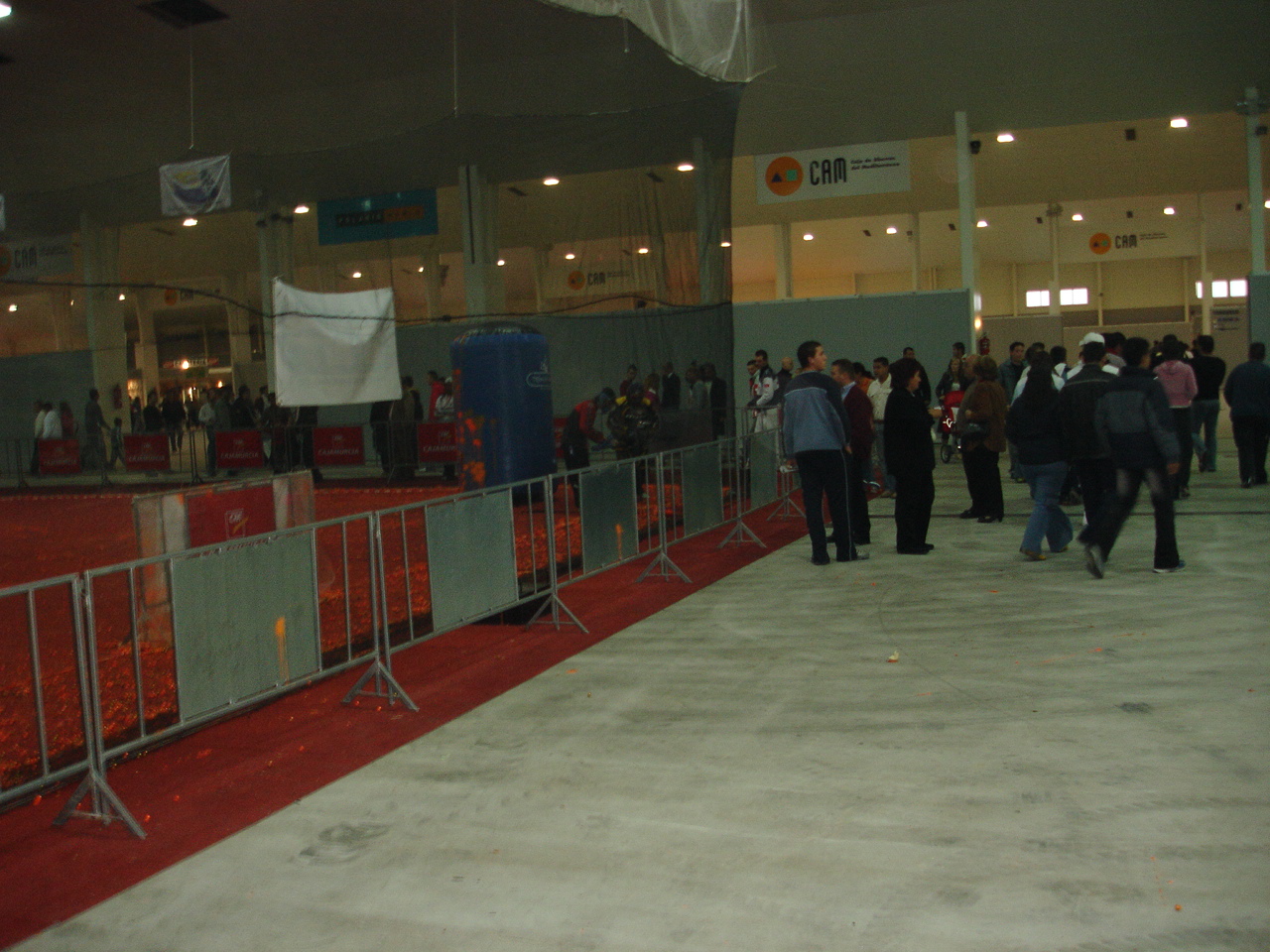 Fotografía Publico1 en el álbum IFEPA InDoor 2005